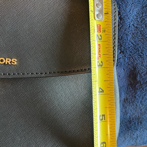 Michael Kors satchel - Picture 8 of 10